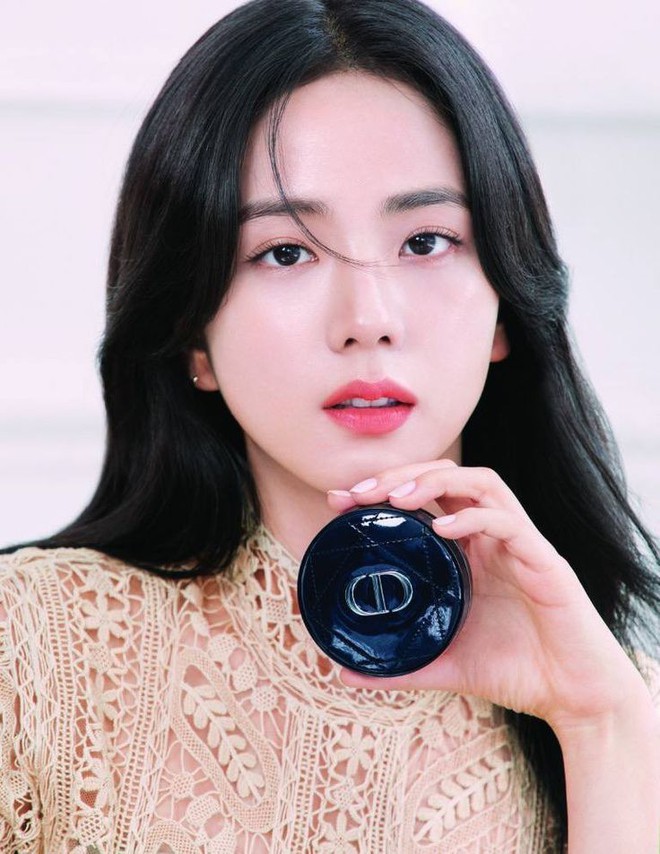 Thời kỳ độc chiếm của mỹ phẩm Hàn đã không còn: Đồ High-end khiến giới trẻ phát cuồng ra sao ?- Ảnh 29. Thời kỳ độc chiếm của mỹ phẩm Hàn đã không còn: Đồ High-end khiến giới trẻ phát cuồng ra sao ?- Ảnh 29.