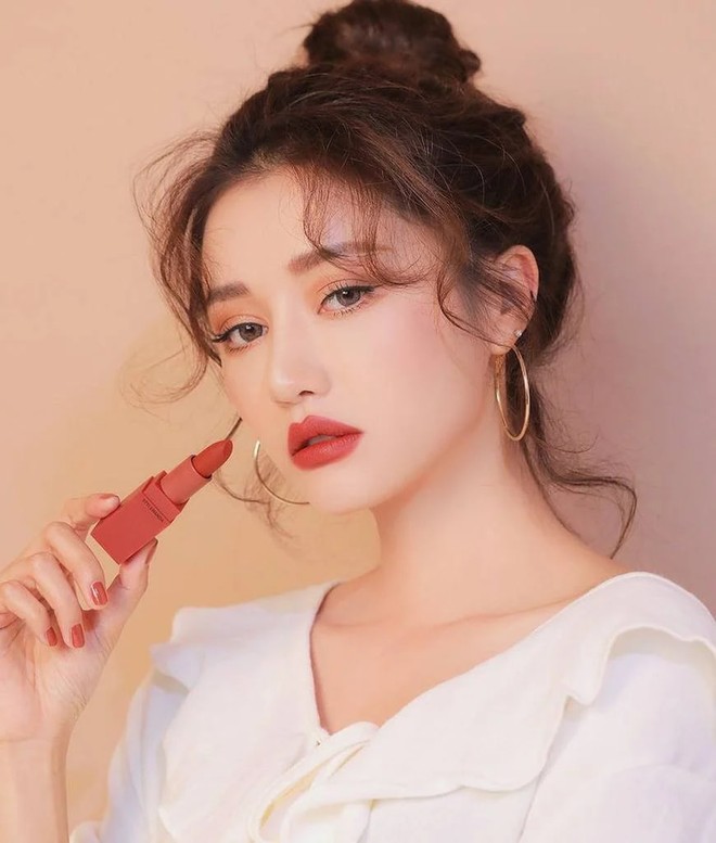 Thời kỳ độc chiếm của mỹ phẩm Hàn đã không còn: Đồ High-end khiến giới trẻ phát cuồng ra sao ?- Ảnh 1. Thời kỳ độc chiếm của mỹ phẩm Hàn đã không còn: Đồ High-end khiến giới trẻ phát cuồng ra sao ?- Ảnh 1.