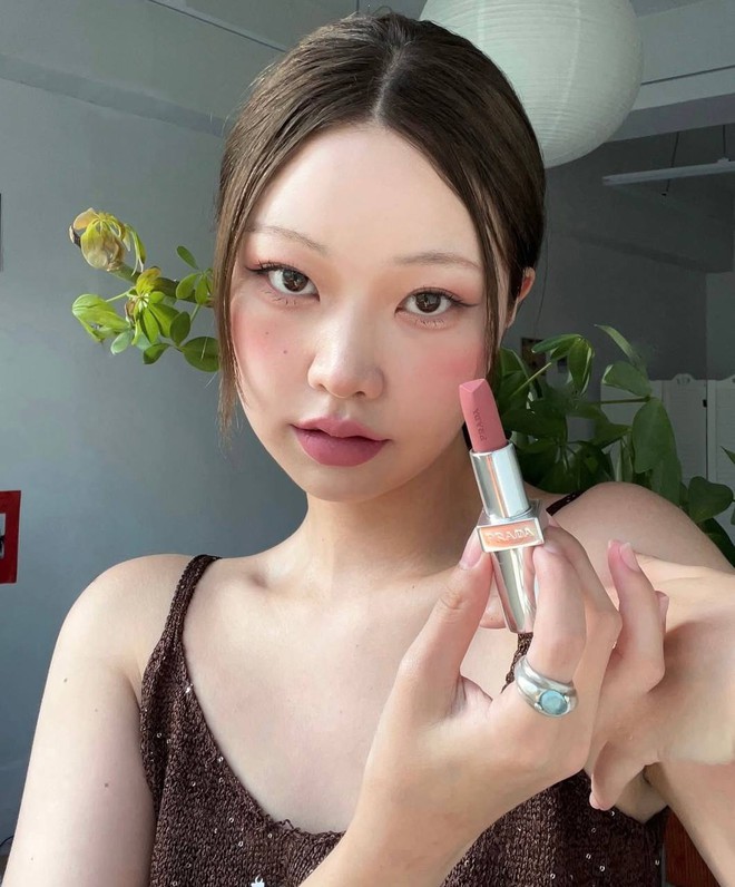 Thời kỳ độc chiếm của mỹ phẩm Hàn đã không còn: Đồ High-end khiến giới trẻ phát cuồng ra sao ?- Ảnh 14. Thời kỳ độc chiếm của mỹ phẩm Hàn đã không còn: Đồ High-end khiến giới trẻ phát cuồng ra sao ?- Ảnh 14.