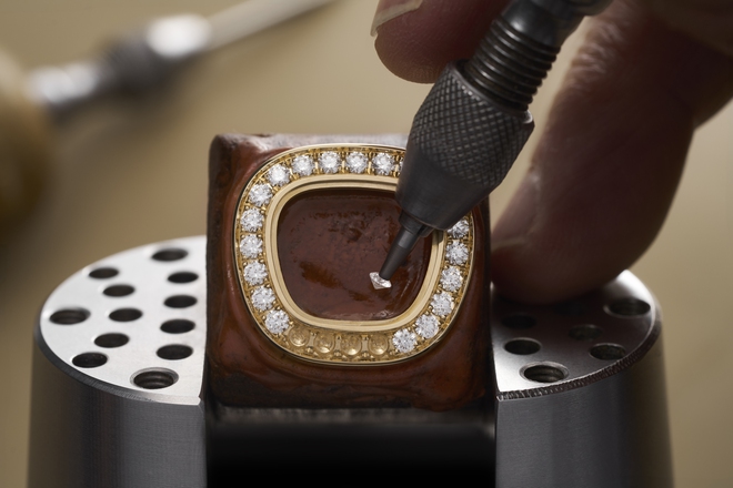 Piaget - 60 năm chạm khắc thời gian, biến chuyển động cơ khí đồng hồ thành kiến giải nghệ thuật và triết lý xuyên thế hệ ‘luôn làm tốt hơn mức cần thiết’!- Ảnh 12. Piaget - 60 năm chạm khắc thời gian, biến chuyển động cơ khí đồng hồ thành kiến giải nghệ thuật và triết lý xuyên thế hệ ‘luôn làm tốt hơn mức cần thiết’!- Ảnh 12.