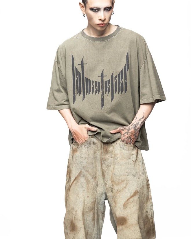 Rosé đi Coachella khiến MXH rần rần, hoá ra là nhờ local brand Việt!- Ảnh 5. Rosé đi Coachella khiến MXH rần rần, hoá ra là nhờ local brand Việt!- Ảnh 5.