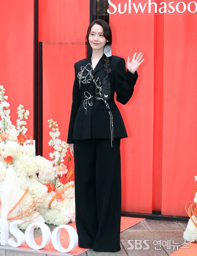 Yoona và Rosé: Sự khác biệt "một trời một vực" khi làm đại sứ toàn cầu- Ảnh 4. Yoona và Rosé: Sự khác biệt "một trời một vực" khi làm đại sứ toàn cầu- Ảnh 4.