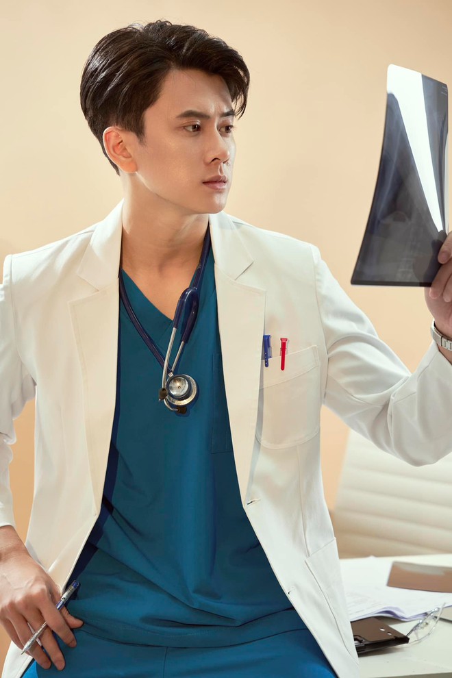 Chân dung bác sĩ Tuyên Quang khiến hội chị em thốt lên: "Không cần gây mê, em tự mê"- Ảnh 12. Chân dung bác sĩ Tuyên Quang khiến hội chị em thốt lên: "Không cần gây mê, em tự mê"- Ảnh 12.