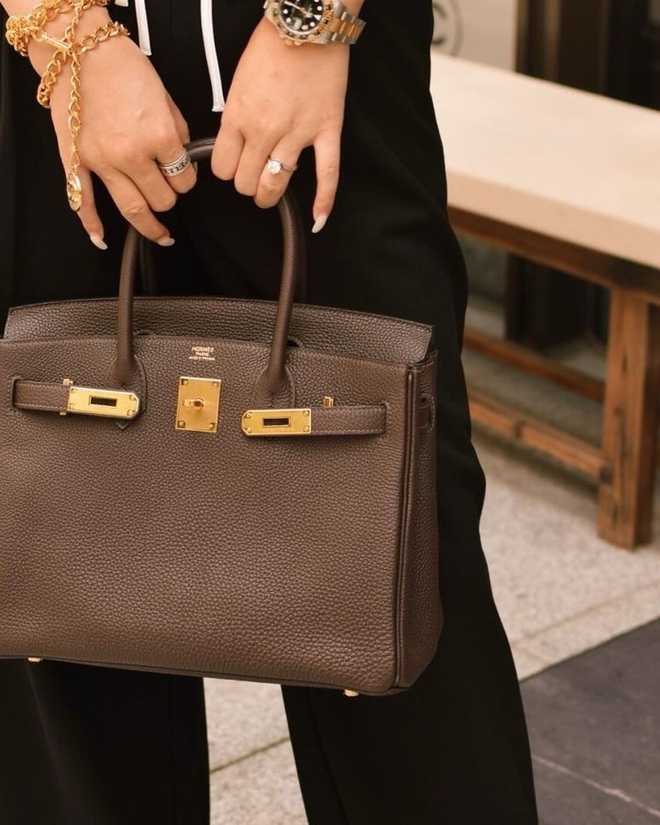 Các “pháp sư Trung Hoa” bán Hermès Birkin chỉ 42 triệu đồng với cam đoan "y hãng": Tin được không?- Ảnh 13. Các “pháp sư Trung Hoa” bán Hermès Birkin chỉ 42 triệu đồng với cam đoan "y hãng": Tin được không?- Ảnh 13.