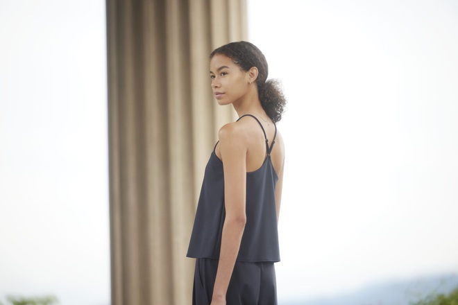 Giải mã Bra Top của Uniqlo: Từ chiếc áo dây cúp ngực có thể tháo rời đến biểu tượng vượt thoát khỏi những quy tắc nghiêm ngặt của thời trang- Ảnh 8.
