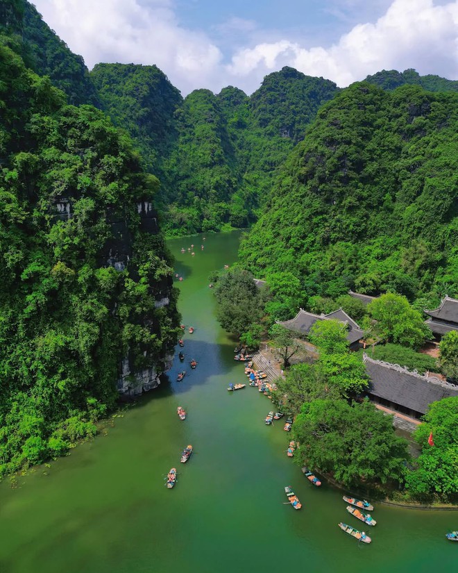 Có một Việt Nam “được lòng thế giới” đến vậy: Hội An, Côn Đảo lên bảng vàng hiếu khách 2025- Ảnh 9. Có một Việt Nam “được lòng thế giới” đến vậy: Hội An, Côn Đảo lên bảng vàng hiếu khách 2025- Ảnh 9.
