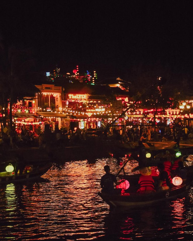 Có một Việt Nam “được lòng thế giới” đến vậy: Hội An, Côn Đảo lên bảng vàng hiếu khách 2025- Ảnh 5. Có một Việt Nam “được lòng thế giới” đến vậy: Hội An, Côn Đảo lên bảng vàng hiếu khách 2025- Ảnh 5.