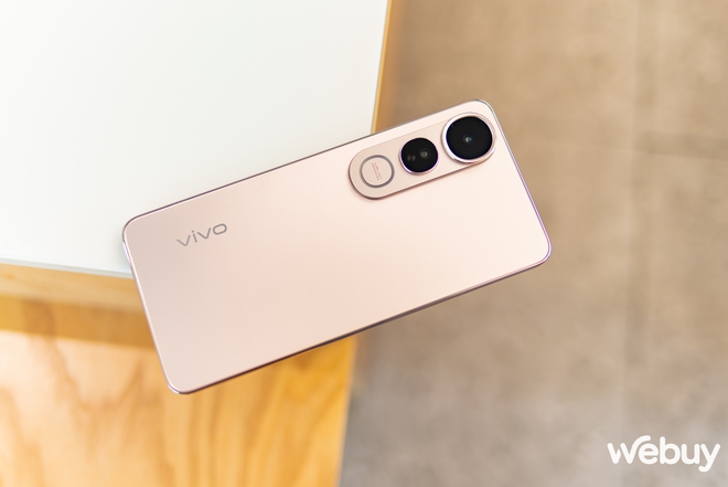 Đẹp thôi chưa đủ, chiếc điện thoại này của vivo có khả năng sạc nhanh nhất trong tầm giá dưới 9 triệu đồng- Ảnh 26. Đẹp thôi chưa đủ, chiếc điện thoại này của vivo có khả năng sạc nhanh nhất trong tầm giá dưới 9 triệu đồng- Ảnh 26.