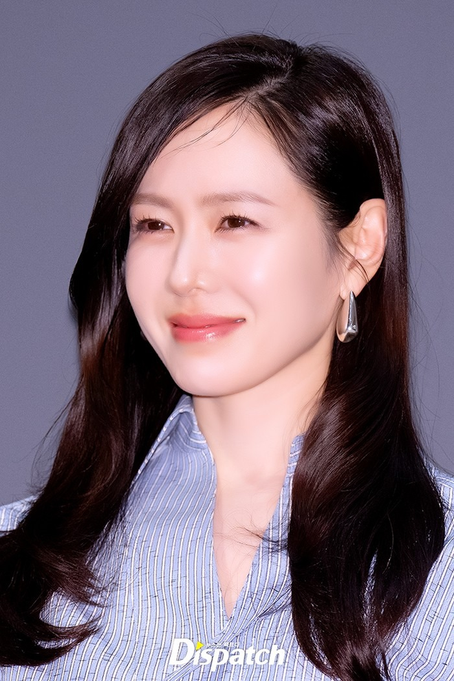 Top 10 nữ diễn viên đẹp nhất xứ Hàn 2025: Sốc khi Han So Hee tầm này mà xếp chót, Jisoo ở đâu?- Ảnh 19. Top 10 nữ diễn viên đẹp nhất xứ Hàn 2025: Sốc khi Han So Hee tầm này mà xếp chót, Jisoo ở đâu?- Ảnh 19.
