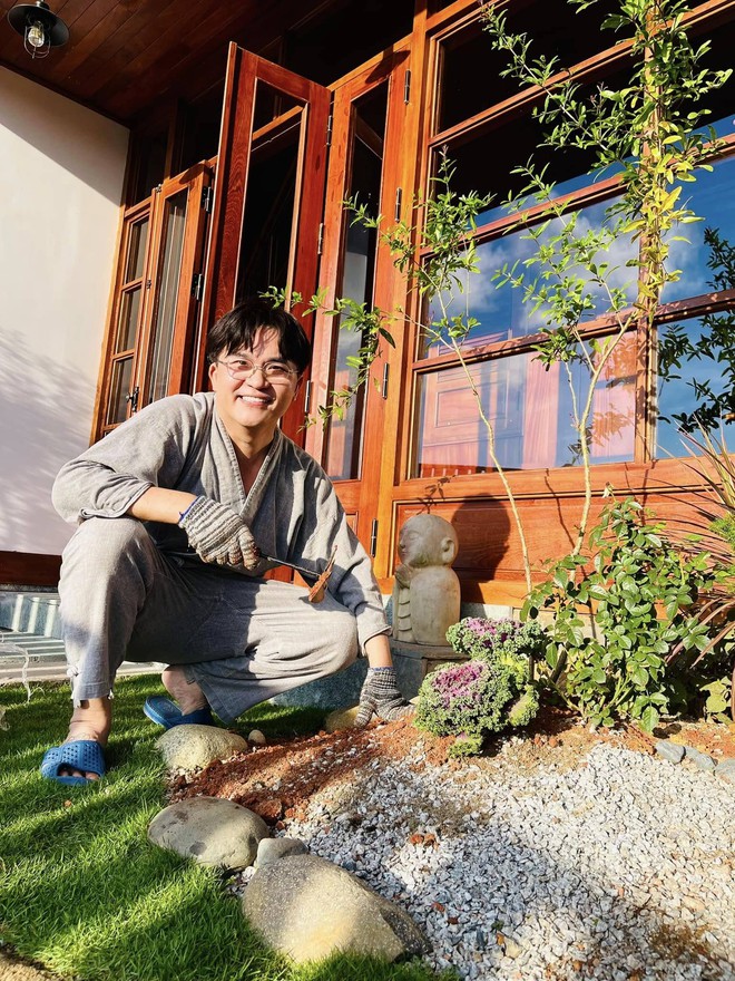 Nam NSƯT sống trong biệt thự như cung điện ở Quận 7, không vợ con, bất động sản "trải" từ Việt sang Mỹ- Ảnh 5.