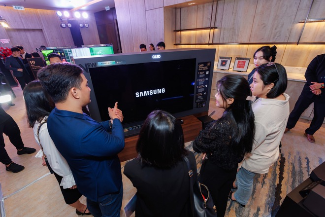 Samsung TV AI 2025: Nâng cấp loạt tính năng AI mới, mở rộng hợp tác với các ông lớn VTVgo, FPT Play, VieON…- Ảnh 3. Samsung TV AI 2025: Nâng cấp loạt tính năng AI mới, mở rộng hợp tác với các ông lớn VTVgo, FPT Play, VieON…- Ảnh 3.