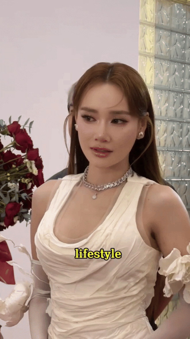 Nhã Phương bớt gầy nhờ lên đồ xinh như búp bê, netizen vẫn soi ra 1 điểm trừ- Ảnh 7.