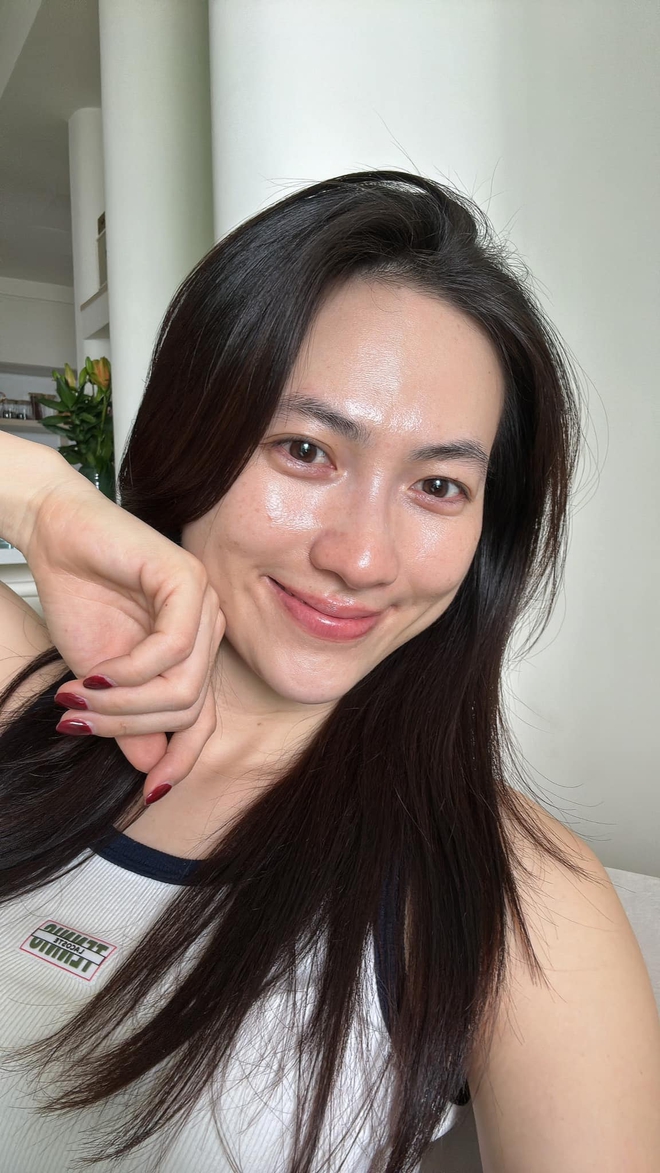 Vỡ lẽ lý do "ngọc nữ trăm tỷ" của Trấn Thành có mặt mộc đỉnh cao, 80% nhờ việc ăn uống- Ảnh 4. Vỡ lẽ lý do "ngọc nữ trăm tỷ" của Trấn Thành có mặt mộc đỉnh cao, 80% nhờ việc ăn uống- Ảnh 4.