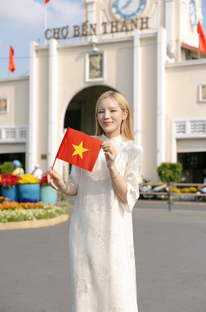 Kỳ Duyên mặc áo dài rạng rỡ thế nhưng sao lại khiến cư dân mạng một nửa không hài lòng?- Ảnh 2.