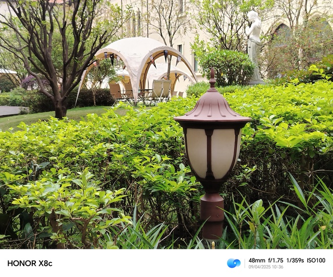 Đánh giá nhanh camera của Honor X8C: Điện thoại tầm trung dưới 8 triệu chụp có ra gì?- Ảnh 13. Đánh giá nhanh camera của Honor X8C: Điện thoại tầm trung dưới 8 triệu chụp có ra gì?- Ảnh 13.