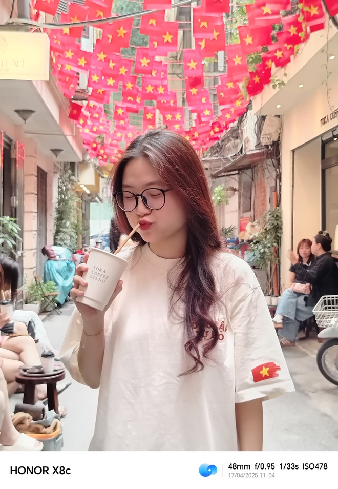 Đánh giá nhanh camera của Honor X8C: Điện thoại tầm trung dưới 8 triệu chụp có ra gì?- Ảnh 18. Đánh giá nhanh camera của Honor X8C: Điện thoại tầm trung dưới 8 triệu chụp có ra gì?- Ảnh 18.