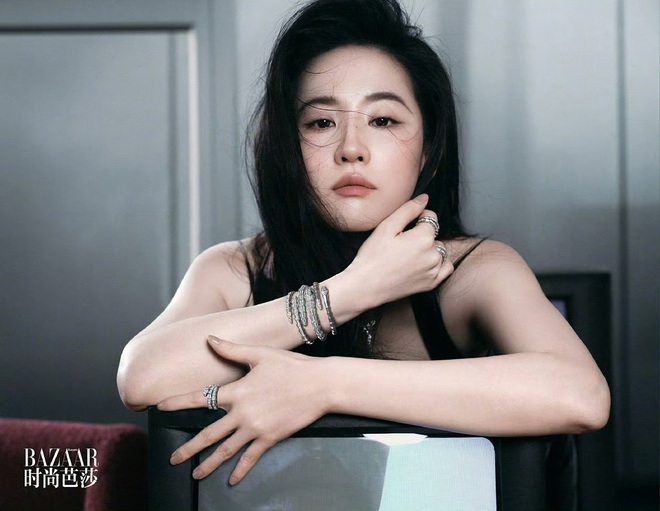 "Thần tiên tỷ tỷ" Lưu Diệc Phi hay bị soi đủ thứ, riêng có điểm này lại không chê vào đâu được- Ảnh 8. "Thần tiên tỷ tỷ" Lưu Diệc Phi hay bị soi đủ thứ, riêng có điểm này lại không chê vào đâu được- Ảnh 8.