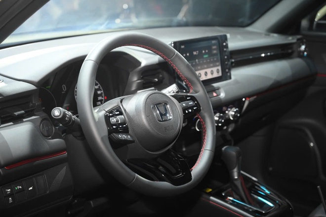 Chênh 6 triệu đồng, chọn Honda HR-V G hay Mitsubishi Xforce bản 'full'- Ảnh 7. Chênh 6 triệu đồng, chọn Honda HR-V G hay Mitsubishi Xforce bản 'full'- Ảnh 7.