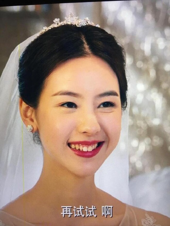 5 mỹ nhân Cbiz là “khắc tinh” với nụ cười: Lưu Diệc Phi chưa bằng trùm cuối- Ảnh 27. 5 mỹ nhân Cbiz là “khắc tinh” với nụ cười: Lưu Diệc Phi chưa bằng trùm cuối- Ảnh 27.