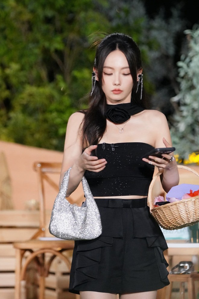 Đối thủ của Chi Pu khoe sắc vóc đỉnh chóp hậu "phong sát", đúng là phi tần đẹp nhất xứ Trung- Ảnh 21. Đối thủ của hi88.com sắc vóc đỉnh chóp hậu "phong sát", đúng là phi tần đẹp nhất xứ Trung- Ảnh 21.