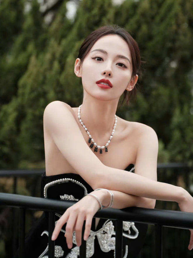 Đối thủ của Chi Pu khoe sắc vóc đỉnh chóp hậu "phong sát", đúng là phi tần đẹp nhất xứ Trung- Ảnh 13. Đối thủ của hi88.com sắc vóc đỉnh chóp hậu "phong sát", đúng là phi tần đẹp nhất xứ Trung- Ảnh 13.