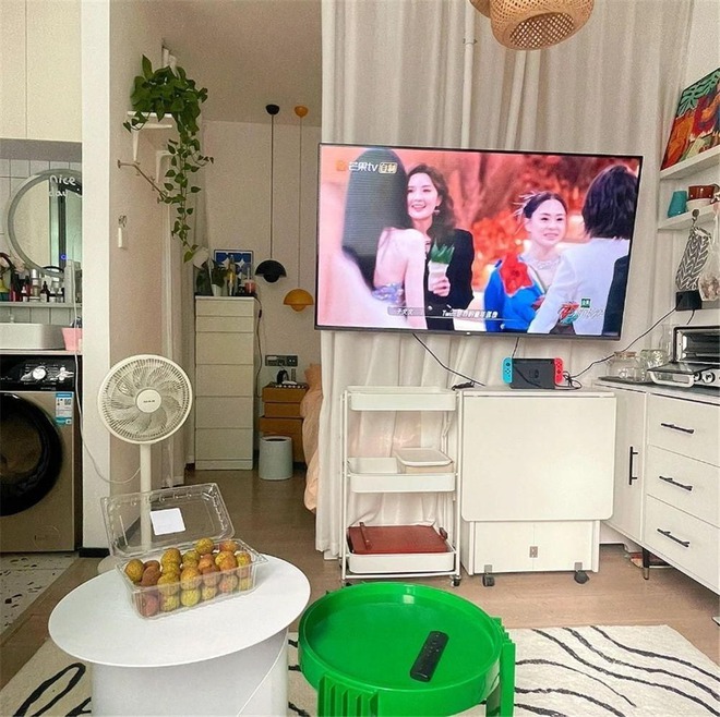 Giá nhà tăng vượt mặt, cô gái vay nợ mua căn hộ 24m2, nói một câu khiến nhiều người bật khóc: "Tôi muốn có chốn đi về!"- Ảnh 6. Giá nhà tăng vượt mặt, cô gái vay nợ mua căn hộ 24m2, nói một câu khiến nhiều người bật khóc: "Tôi muốn có chốn đi về!"- Ảnh 6.
