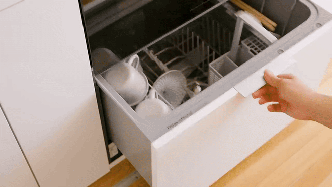 Chỉ với 1 hành động, chàng kiến trúc sư biến căn hộ 24m2 từ "vịt thành thiên nga"- Ảnh 11. Chỉ với 1 hành động, chàng kiến trúc sư biến căn hộ 24m2 từ "vịt thành thiên nga"- Ảnh 11.