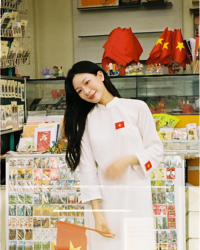 Say đắm tủ đồ của nàng fashion blogger Việt, sành điệu cỡ này thì bảo sao 700k người ấn follow- Ảnh 2. Say đắm tủ đồ của nàng fashion blogger Việt, sành điệu cỡ này thì bảo sao 700k người ấn follow- Ảnh 2.