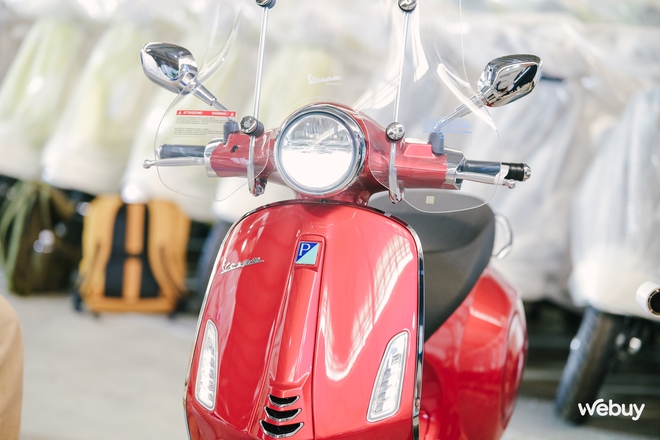 Vespa Primavera & Sprint 2025 chính thức ra mắt tại Việt Nam: Di sản gần 80 năm kết hợp với công nghệ đỉnh cao, chuẩn Vibe Gen Z!- Ảnh 3. Vespa Primavera & Sprint 2025 chính thức ra mắt tại Việt Nam: Di sản gần 80 năm kết hợp với công nghệ đỉnh cao, chuẩn Vibe Gen Z!- Ảnh 3.