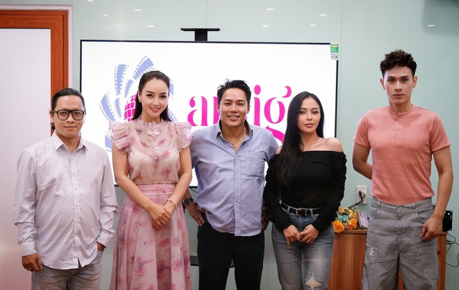 Ca sĩ Nguyên Vũ tìm diễn viên cho "Em đẹp em có quyền"- Ảnh 1. Ca sĩ Nguyên Vũ tìm diễn viên cho "Em đẹp em có quyền"- Ảnh 1.