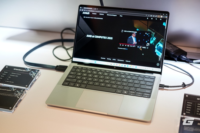 AMD 'tăng ga' trong cuộc đua AI, cung cấp phần cứng đáp ứng nhu cầu trí tuệ nhân tạo cho cả nhà phát triển lẫn người dùng- Ảnh 5. AMD 'tăng ga' trong cuộc đua AI, cung cấp phần cứng đáp ứng nhu cầu trí tuệ nhân tạo cho cả nhà phát triển lẫn người dùng- Ảnh 5.