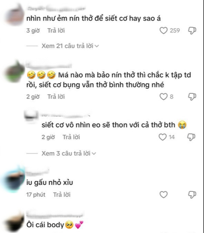 "Tiểu Jennie" bị soi đang cố hóp bụng dù vòng eo đã nhỏ lắm rồi- Ảnh 12. "Tiểu Jennie" bị soi đang cố hóp bụng dù vòng eo đã nhỏ lắm rồi- Ảnh 12.