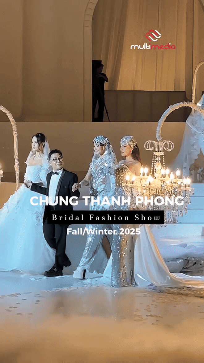 Làm show cùng ngày: NTK Chung Thanh Phong được khen mãn nhãn, NTK Đỗ Mạnh Cường bị chê nhạt- Ảnh 2. Làm show cùng ngày: NTK Chung Thanh Phong được khen mãn nhãn, NTK Đỗ Mạnh Cường bị chê nhạt- Ảnh 2.