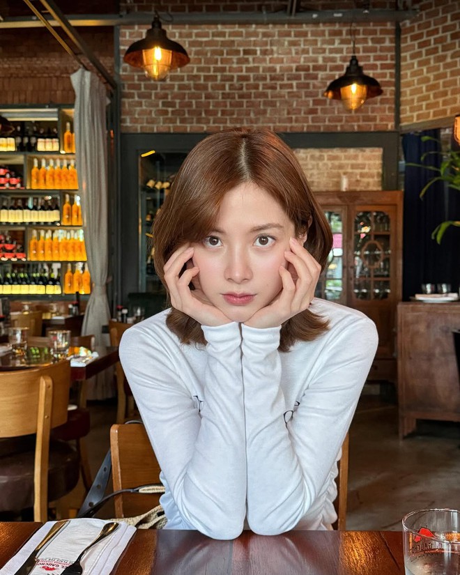 Chiếc mũi của Baifern lại trở thành tâm điểm bàn tán- Ảnh 14. Chiếc mũi của Baifern lại trở thành tâm điểm bàn tán- Ảnh 14.