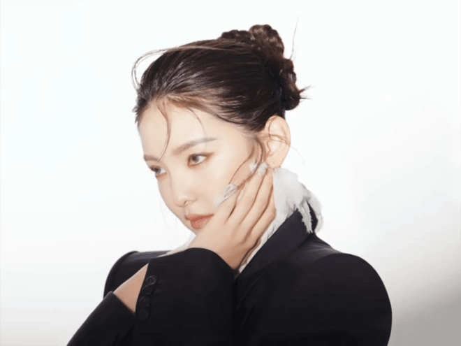Chương Nhược Nam sexy thành công chỉ với 1 thay đổi- Ảnh 8. Chương Nhược Nam sexy thành công chỉ với 1 thay đổi- Ảnh 8.