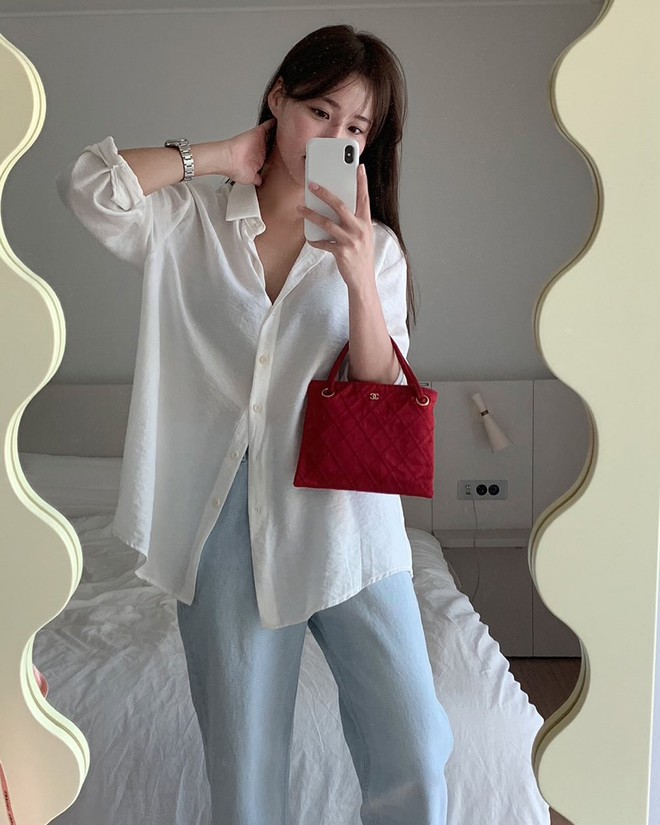 5 mẫu áo sơ mi thịnh hành nhất hiện tại: Có thể phối đồ đơn giản vẫn sành điệu xuất sắc- Ảnh 9. 5 mẫu áo sơ nha cai hi88 thịnh hành nhất hiện tại: Có thể phối đồ đơn giản vẫn sành điệu xuất sắc- Ảnh 9.