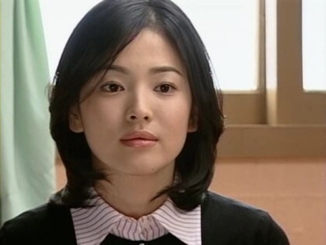 Không phải "Trái tim mùa thu" hay "Ngôi nhà hạnh phúc", Song Hye Kyo ở phim này mới là đẹp nhất, có mối tình trắc trở từ màn ảnh ra ngoài đời- Ảnh 12. Không phải "Trái tim mùa thu" hay "Ngôi nhà hạnh phúc", Song Hye Kyo ở phim này mới là đẹp nhất, có mối tình trắc trở từ màn ảnh ra ngoài đời- Ảnh 12.