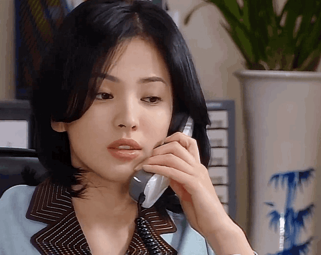 Không phải "Trái tim mùa thu" hay "Ngôi nhà hạnh phúc", Song Hye Kyo ở phim này mới là đẹp nhất, có mối tình trắc trở từ màn ảnh ra ngoài đời- Ảnh 10. Không phải "Trái tim mùa thu" hay "Ngôi nhà hạnh phúc", Song Hye Kyo ở phim này mới là đẹp nhất, có mối tình trắc trở từ màn ảnh ra ngoài đời- Ảnh 10.