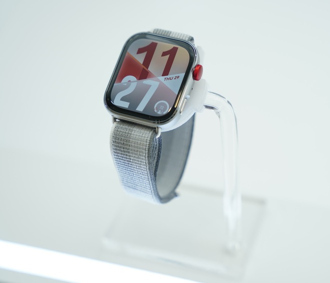 Huawei Watch Fit 4 series lên kệ: 2 phiên bản, mặt vuông đặc trưng nhưng mỏng nhẹ, nhiều ‘điểm cộng’ hơn- Ảnh 2. Huawei Watch Fit 4 series lên kệ: 2 phiên bản, mặt vuông đặc trưng nhưng mỏng nhẹ, nhiều ‘điểm cộng’ hơn- Ảnh 2.