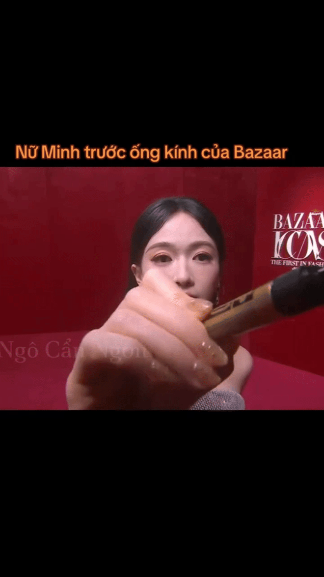 Xuất hiện hung thần thảm đỏ vía nặng hơn cả Getty, khiến "nữ thần thị giác" Cbiz cũng phải bỏ trốn- Ảnh 9. Xuất hiện hung thần thảm đỏ vía nặng hơn cả Getty, khiến "nữ thần thị giác" Cbiz cũng phải bỏ trốn- Ảnh 9.