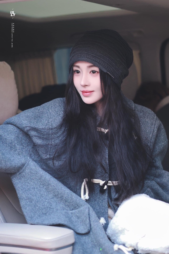 "Mỹ nữ 4000 năm có một" đã visual xuất sắc, lại thêm style sành điệu, xinh hết nước chấm- Ảnh 27. "Mỹ nữ 4000 năm có một" đã visual xuất sắc, lại thêm style sành điệu, xinh hết nước chấm- Ảnh 27.
