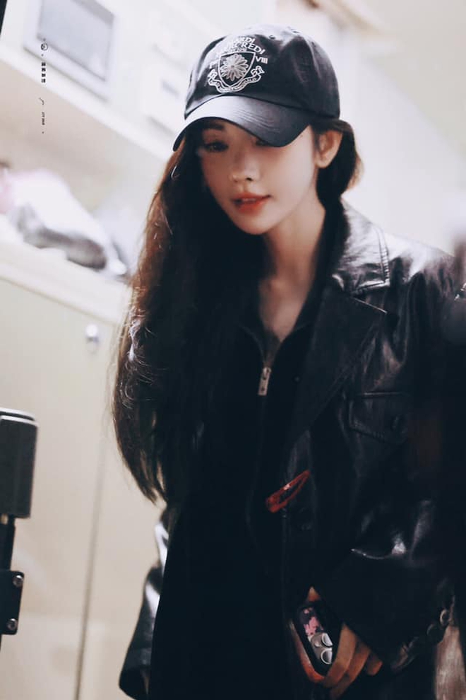 "Mỹ nữ 4000 năm có một" đã visual xuất sắc, lại thêm style sành điệu, xinh hết nước chấm- Ảnh 28. "Mỹ nữ 4000 năm có một" đã visual xuất sắc, lại thêm style sành điệu, xinh hết nước chấm- Ảnh 28.