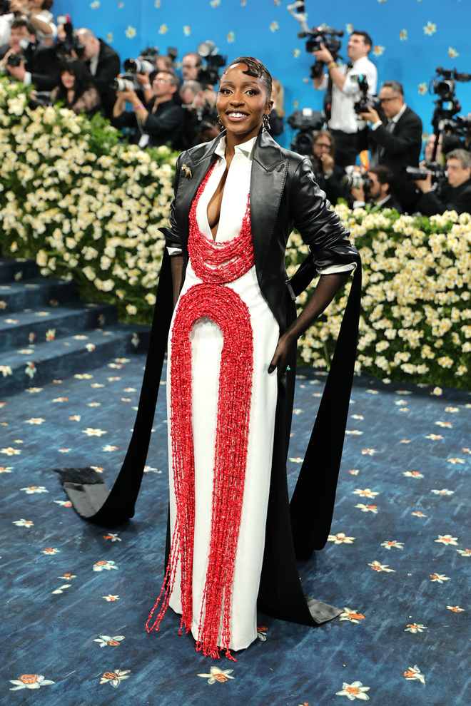 Top 10 sao mặc đẹp tại Met Gala 2025: Bộ 3 BLACKPINK mất hút khỏi danh sách của chủ nhà- Ảnh 18. Top 10 sao mặc đẹp tại Met Gala 2025: Bộ 3 BLACKPINK mất hút khỏi danh sách của chủ nhà- Ảnh 18.