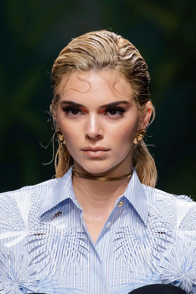 Loạt tiết lộ của Rosé về mái tóc ướt bị chê bai tại Met Gala 2025- Ảnh 15. Loạt tiết lộ của Rosé về mái tóc ướt bị chê bai tại Met Gala 2025- Ảnh 15.