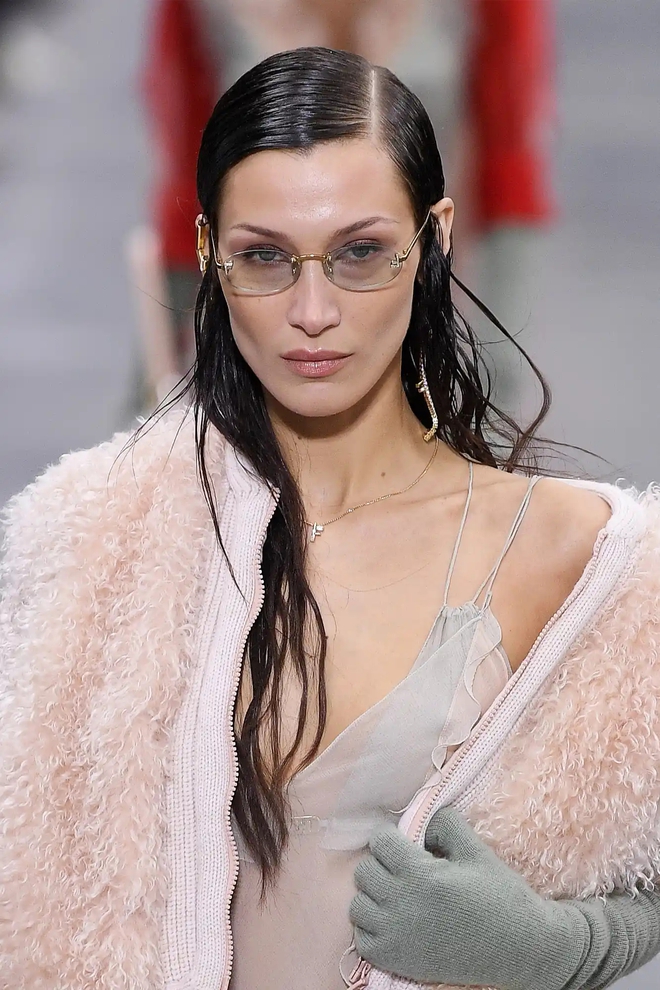 Loạt tiết lộ của Rosé về mái tóc ướt bị chê bai tại Met Gala 2025- Ảnh 13. Loạt tiết lộ của Rosé về mái tóc ướt bị chê bai tại Met Gala 2025- Ảnh 13.