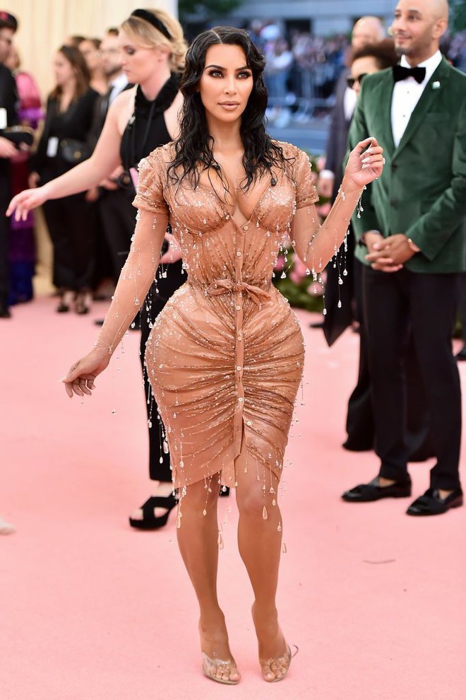 Loạt tiết lộ của Rosé về mái tóc ướt bị chê bai tại Met Gala 2025- Ảnh 12. Loạt tiết lộ của Rosé về mái tóc ướt bị chê bai tại Met Gala 2025- Ảnh 12.