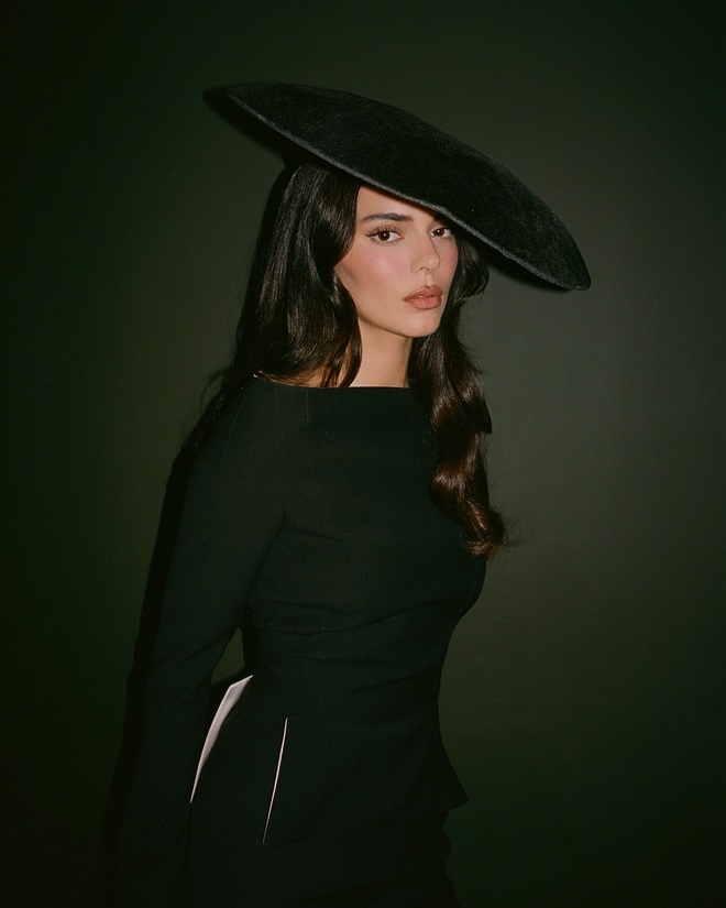 Gọi Kendall Jenner là "nữ hoàng after party", tới Jennie cũng không chiếm spotlight nổi!- Ảnh 6. Gọi Kendall Jenner là "nữ hoàng after party", tới Jennie cũng không chiếm spotlight nổi!- Ảnh 6.