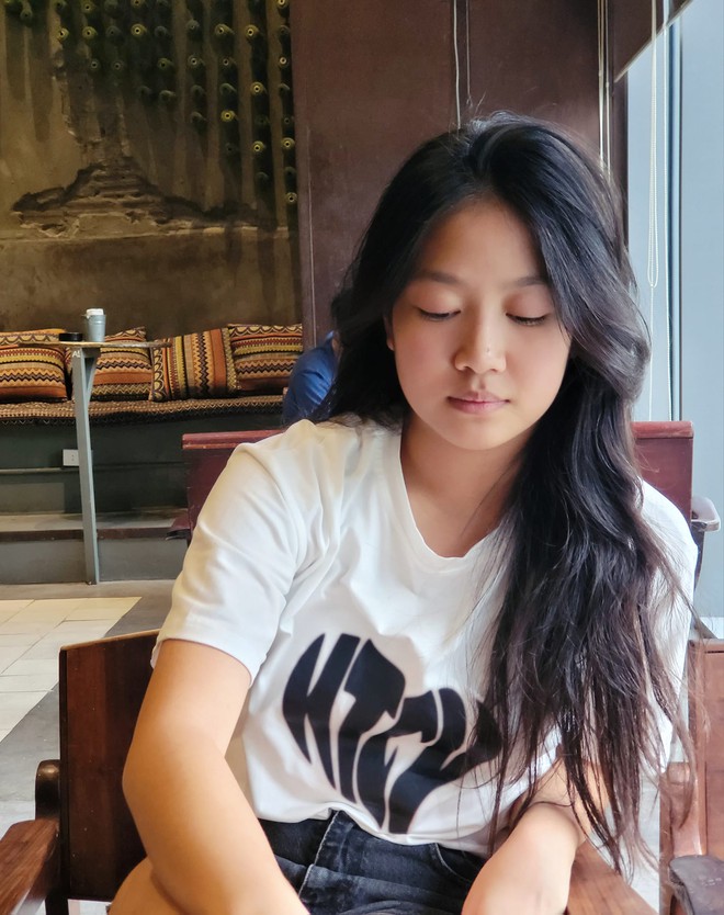 "Tiểu công chúa" bé bỏng của "Bố ơi, mình đi đâu thế?" nay thành thiếu nữ dịu dàng, vẻ đẹp trong trẻo chuẩn "nàng thơ"- Ảnh 18.