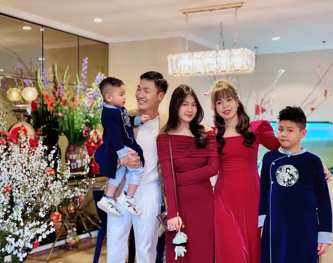 Những Những