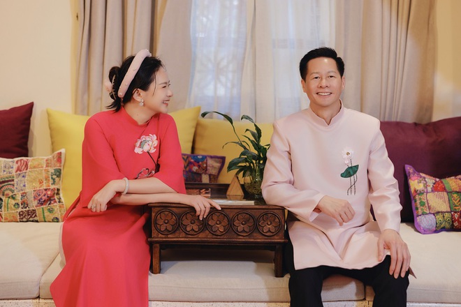 Đại gia 63 tuổi trao tất cả tài sản cho vợ kém 26 tuổi đứng tên và quản lý: "Cô ấy đã thay đổi"- Ảnh 7. Đại gia 63 tuổi trao tất cả tài sản cho vợ kém 26 tuổi đứng tên và quản lý: "Cô ấy đã thay đổi"- Ảnh 7.